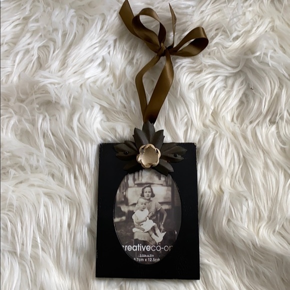 Rustic Cottage Style Photo Frame - Picture 1 of 2